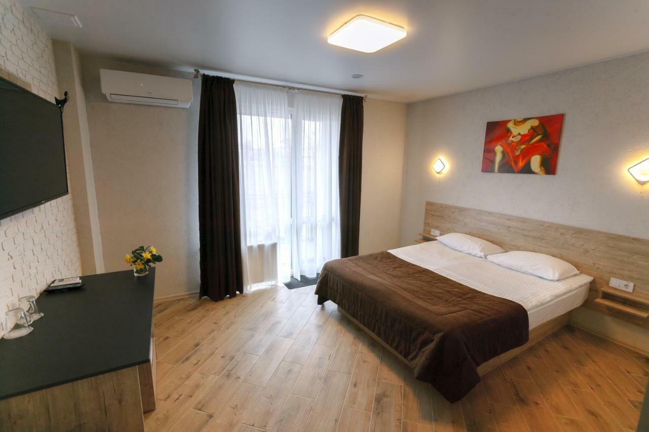 Raziotel Rishelyevskiy Herson Dış mekan fotoğraf