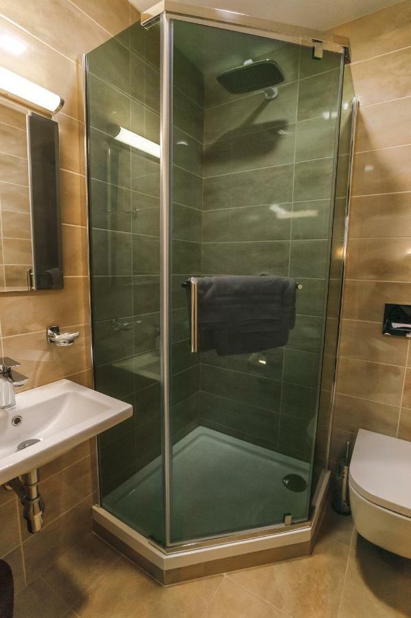Raziotel Rishelyevskiy Herson Dış mekan fotoğraf