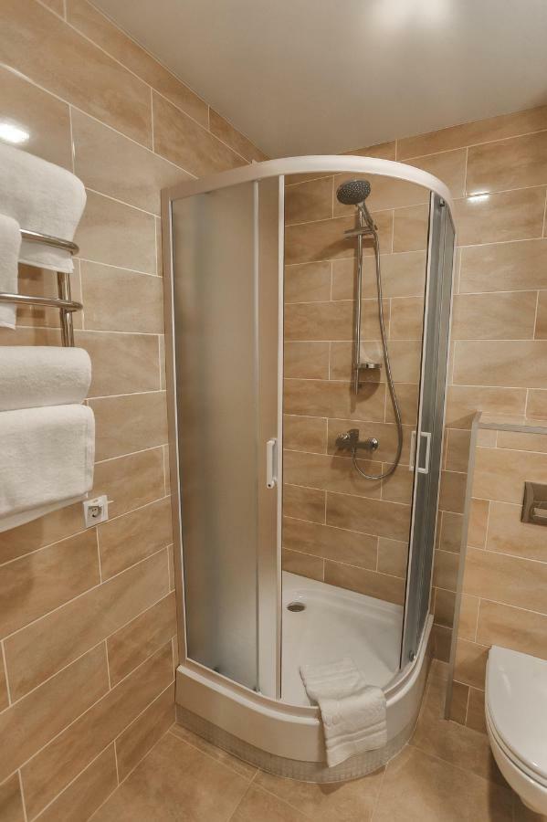 Raziotel Rishelyevskiy Herson Dış mekan fotoğraf